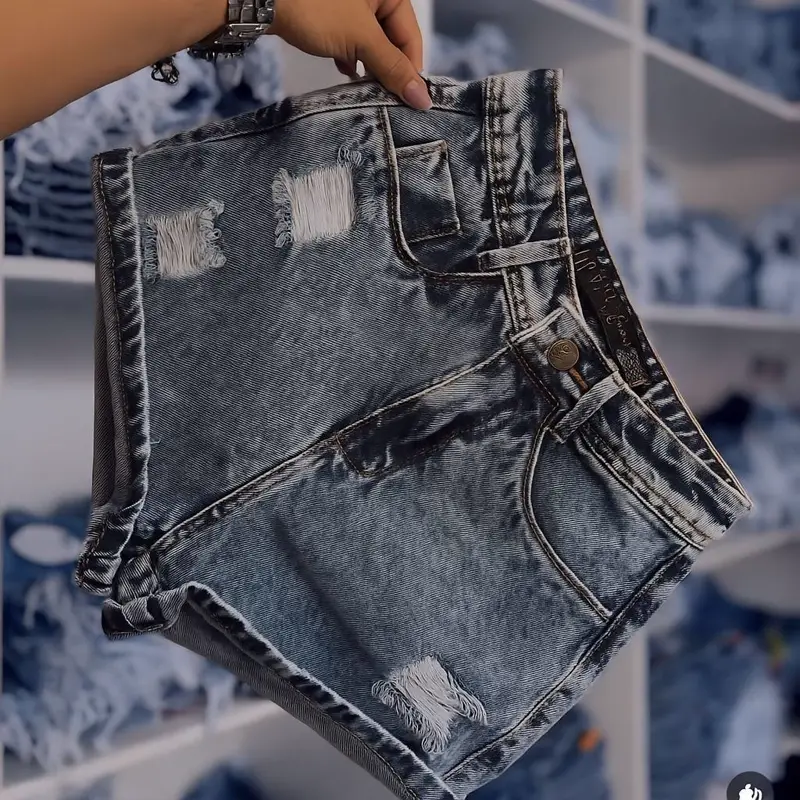 Short Jeans Feminino Cintura Alta Barra Virada